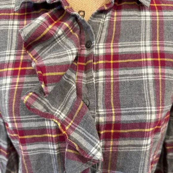🍂 Banana Republic Plaid Ruffle Button-Up – Size M 🍂 - Picture 3 of 5